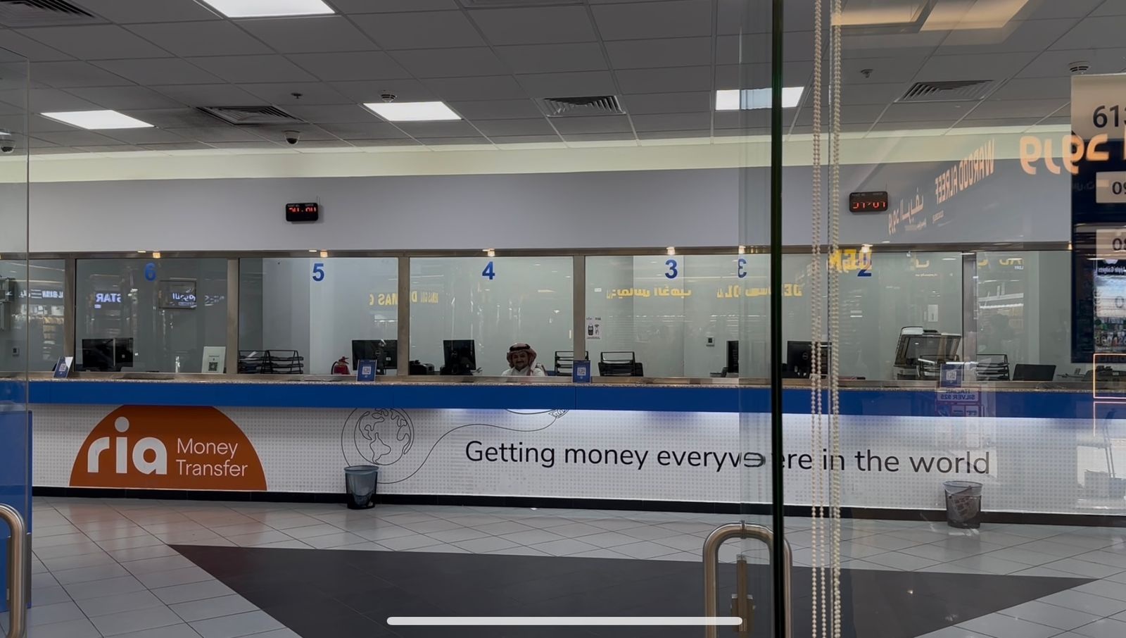 Aljazira Bank Fawri branch queue system photo 4